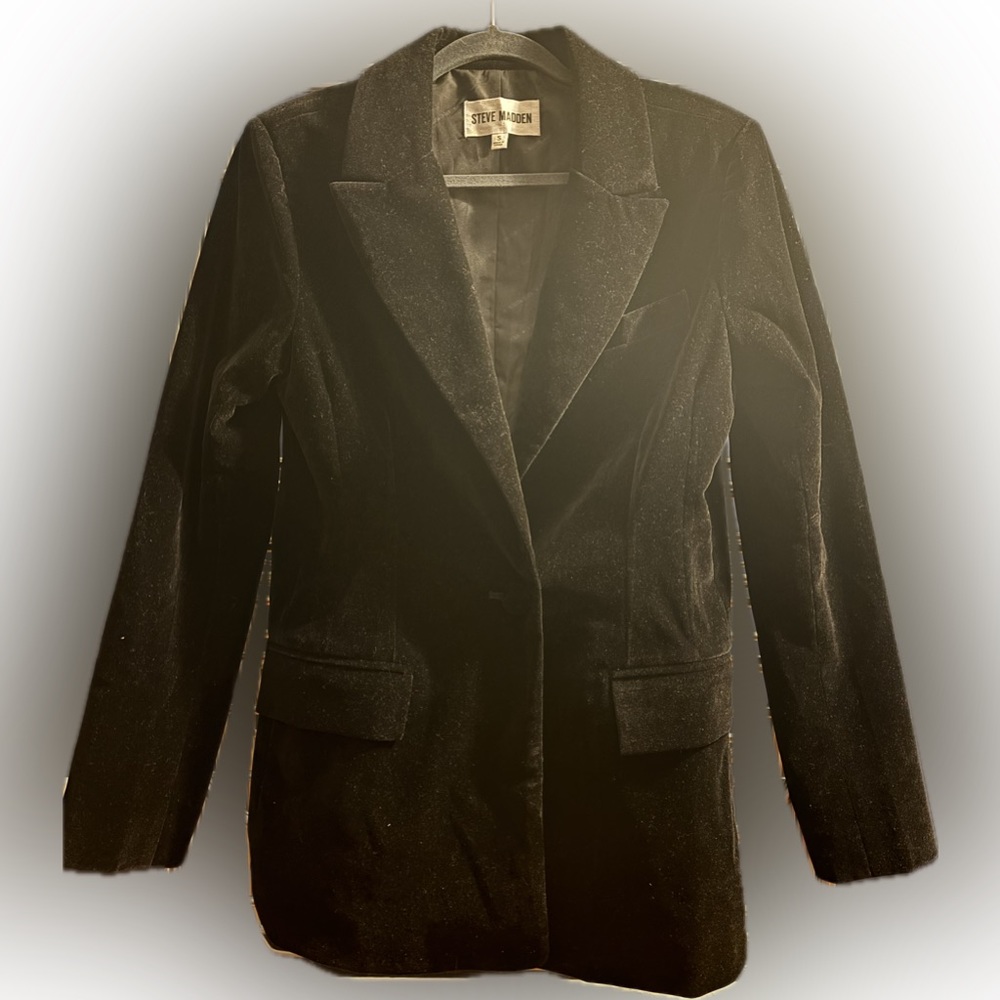 Steve Madden - Oversized Velvet Blazer (S)